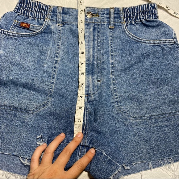 Vintage Lee Stretchy Cutoff Cargo Shorts Scrunch Waistband Women’s 8 Denim Jean - Picture 5 of 13